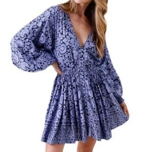 Boho V-Neck Long Sleeve Mini Dress in Blue Paisley